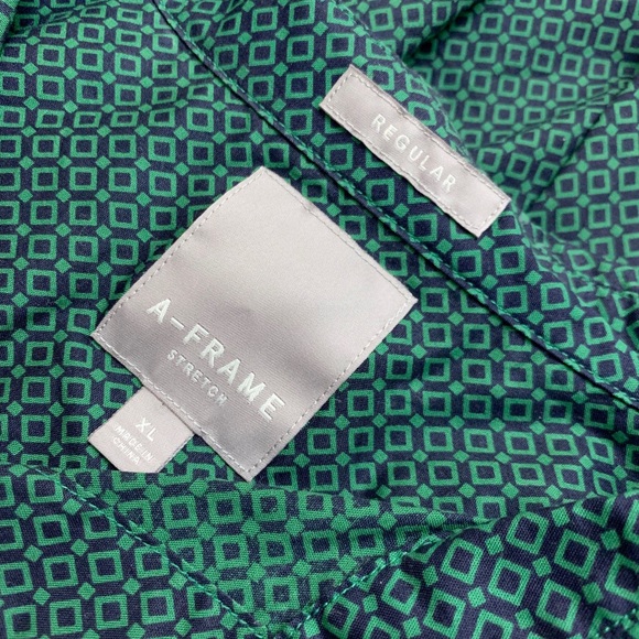 Dark Green Men’s Button Down Shirt - Picture 2 of 3